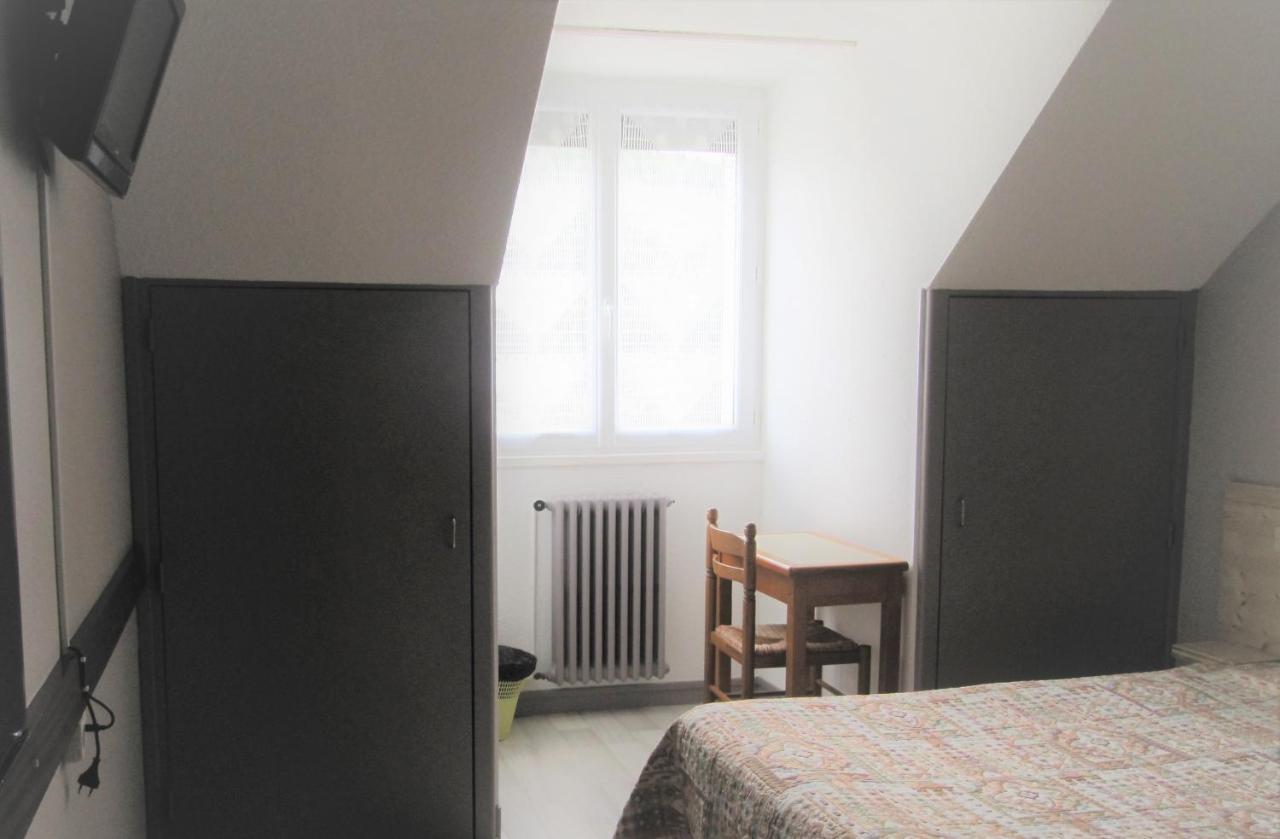 Des Rochers Hotel 2*