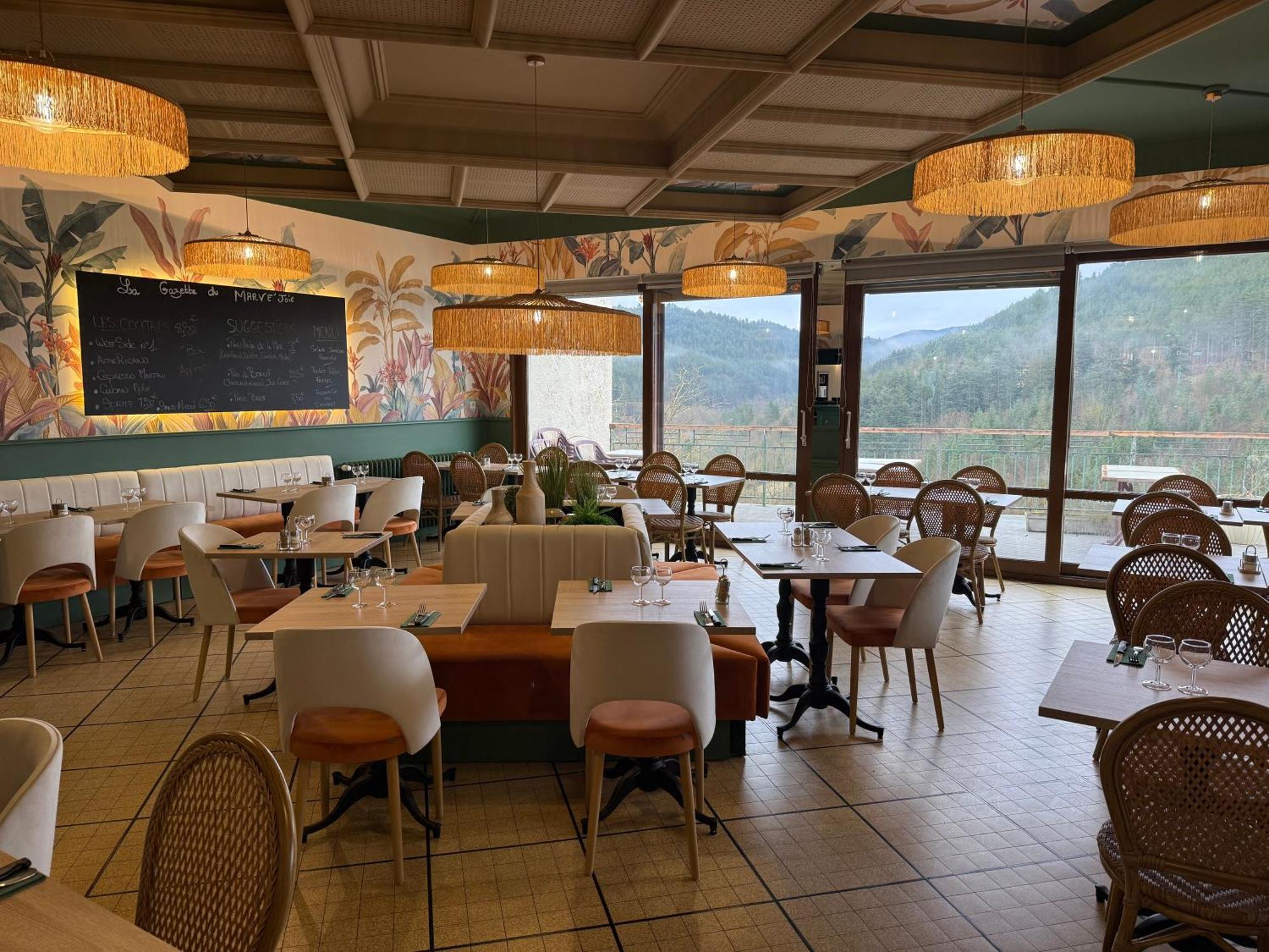 Des Rochers Hotel