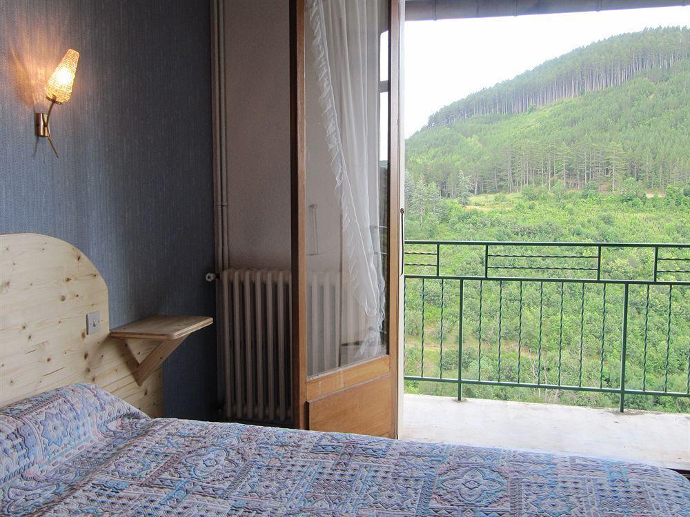 Hotel Des Rochers 2*
