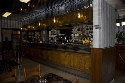 Des Rochers Hotel 2*